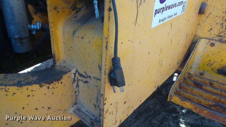 image for item DG2784 John Deere JD410 backhoe