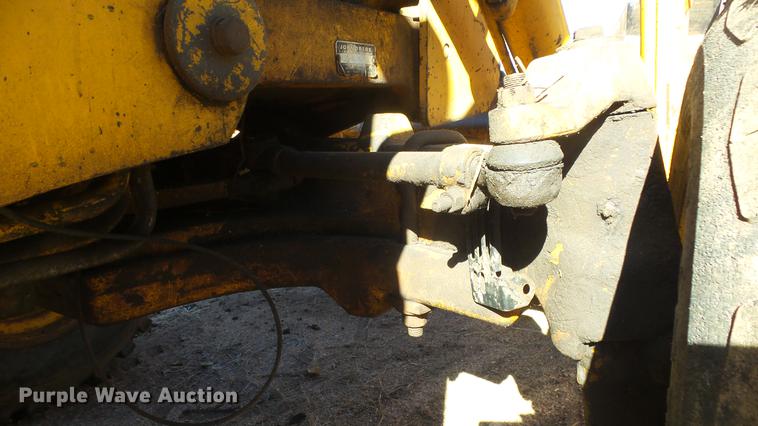 image for item DG2784 John Deere JD410 backhoe