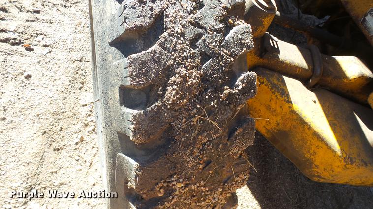 image for item DG2784 John Deere JD410 backhoe