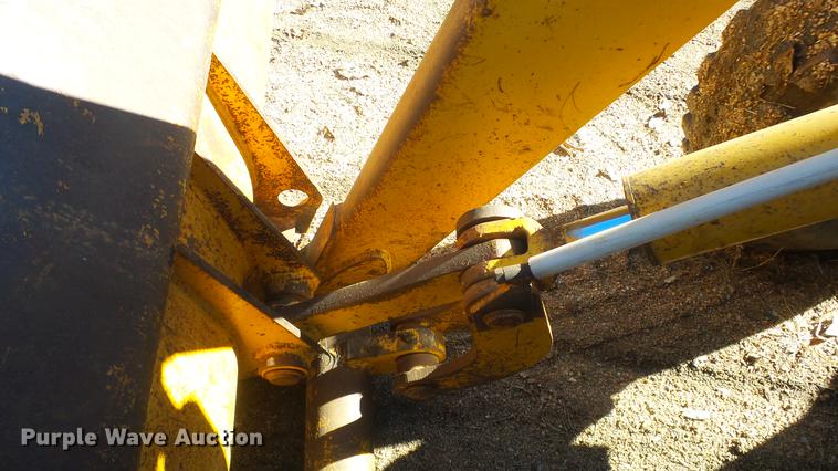 image for item DG2784 John Deere JD410 backhoe