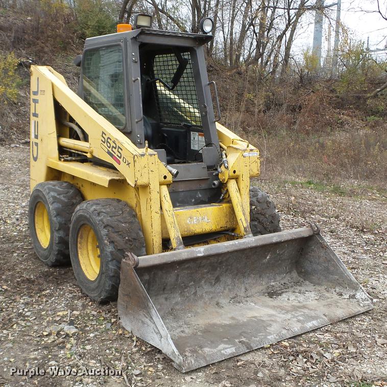 image for item DX9718 1996 Gehl SL5625 skid steer