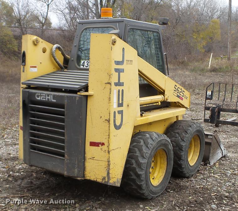 image for item DX9718 1996 Gehl SL5625 skid steer