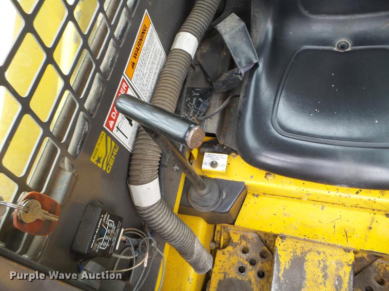 image for item DX9718 1996 Gehl SL5625 skid steer