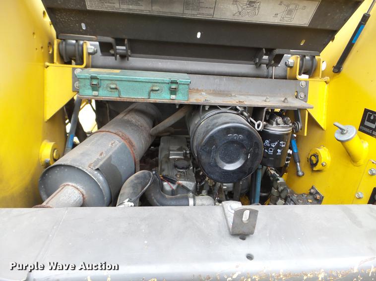 image for item DX9718 1996 Gehl SL5625 skid steer