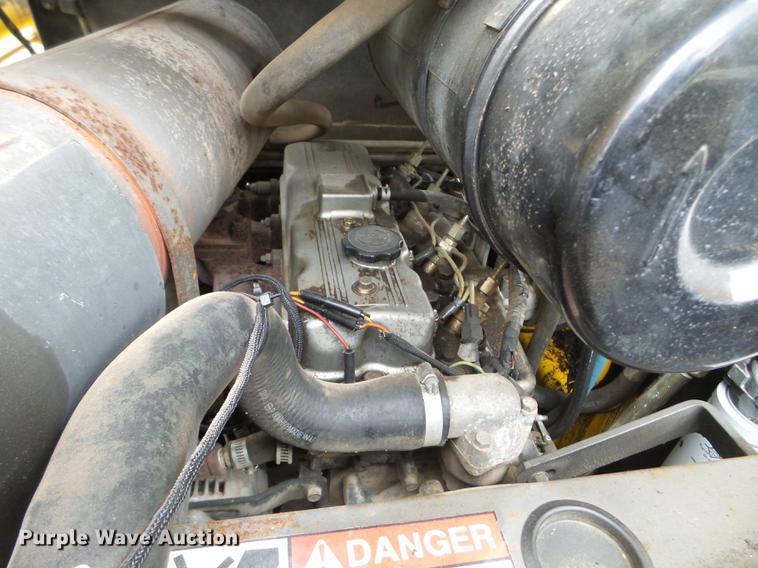 image for item DX9718 1996 Gehl SL5625 skid steer