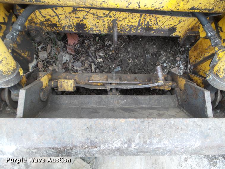 image for item DX9718 1996 Gehl SL5625 skid steer