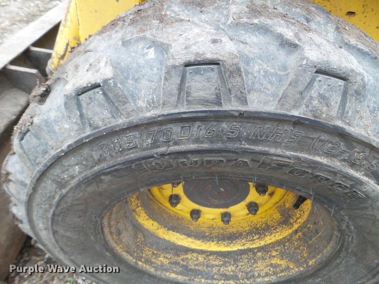 image for item DX9718 1996 Gehl SL5625 skid steer