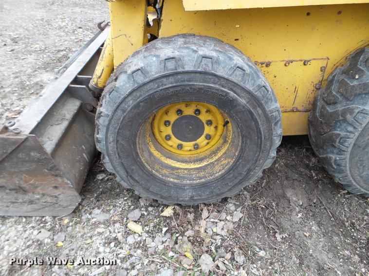 image for item DX9718 1996 Gehl SL5625 skid steer