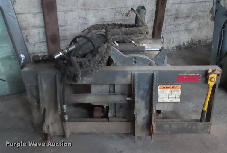 image for item DX9718 1996 Gehl SL5625 skid steer