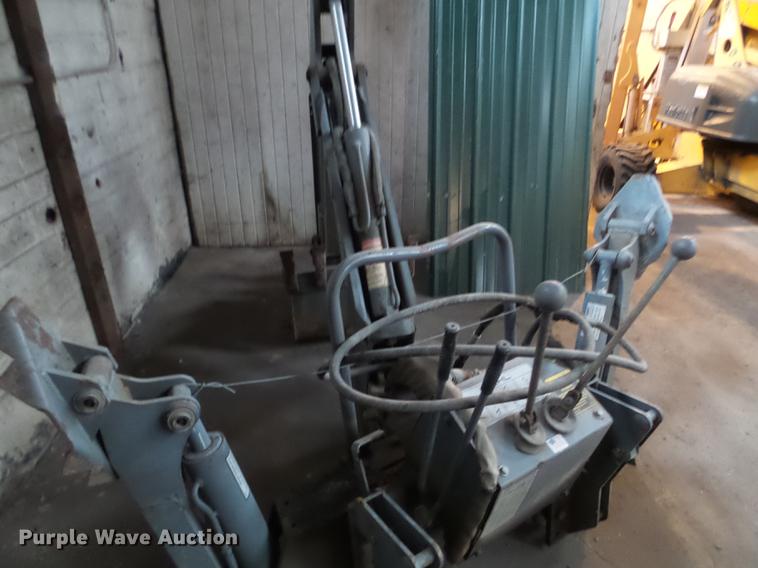 image for item DX9718 1996 Gehl SL5625 skid steer