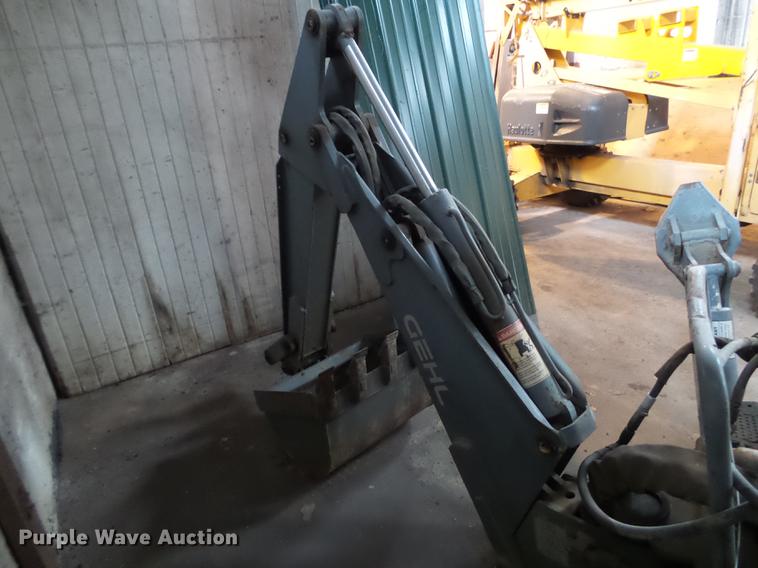 image for item DX9718 1996 Gehl SL5625 skid steer