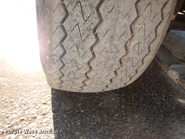 image for item EA9002 1996 Ez-go TXT golf cart