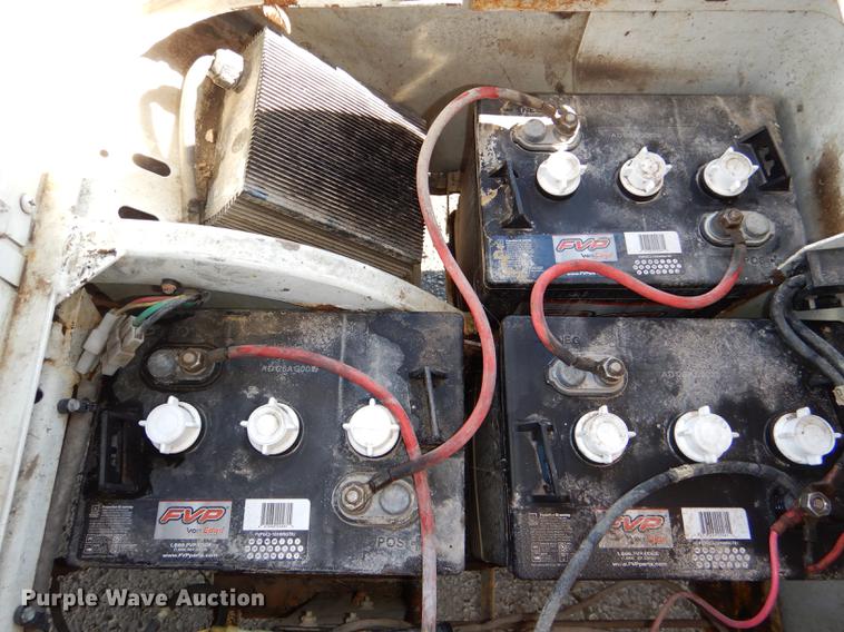 image for item EA9003 1992 Ez-go Medalist golf cart