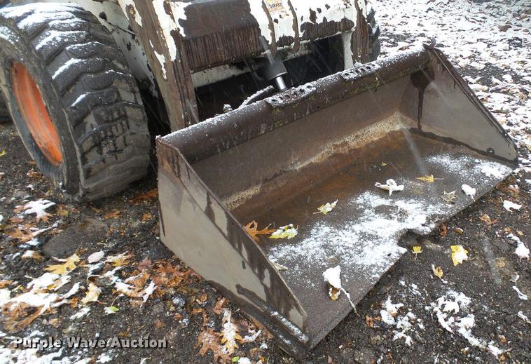 image for item EF9995 1998 Bobcat 863 skid steer