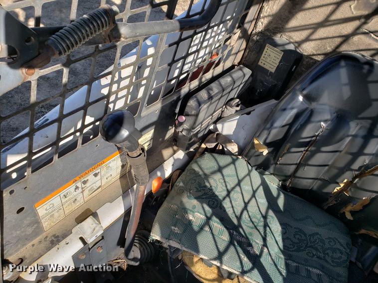 image for item EF9995 1998 Bobcat 863 skid steer