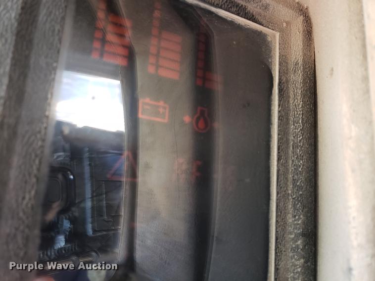 image for item EF9995 1998 Bobcat 863 skid steer