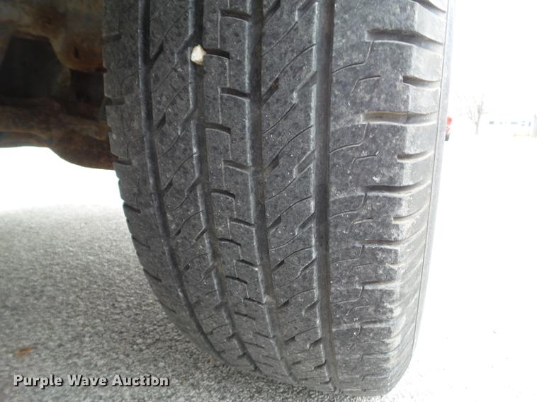 image for item EM9001 2001 Ford F150 SuperCrew pickup truck