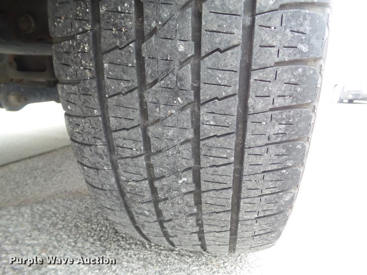 image for item EM9002 2007 Chevrolet Suburban 1500 LTZ SUV