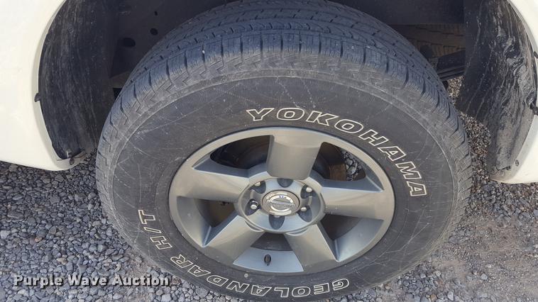 image for item EN9636 2005 Nissan Titan Crew Cab pickup truck