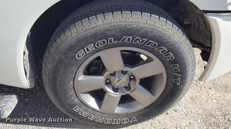 image for item EN9636 2005 Nissan Titan Crew Cab pickup truck