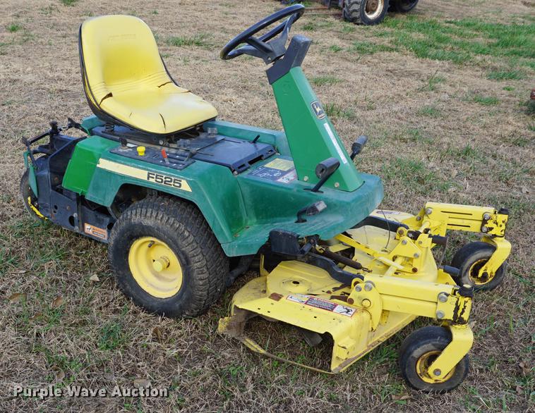 image for item EU9162 John Deere F525 lawn mower
