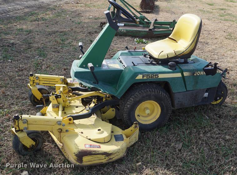 image for item EU9162 John Deere F525 lawn mower