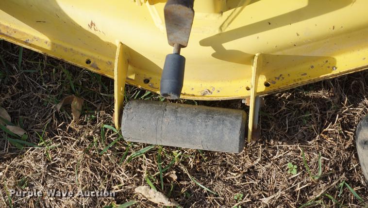 image for item EU9162 John Deere F525 lawn mower