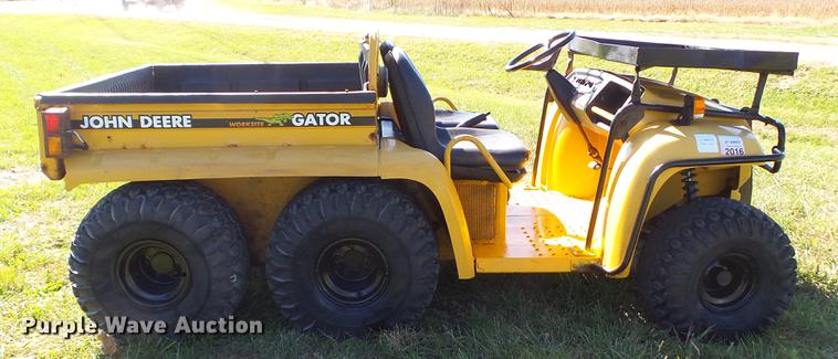 image for item EV9515 2001 John Deere Worksite Gator utility vehicle