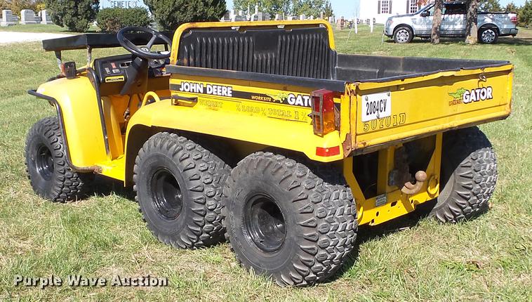 image for item EV9515 2001 John Deere Worksite Gator utility vehicle