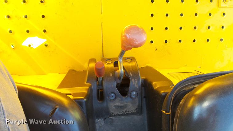 image for item EV9515 2001 John Deere Worksite Gator utility vehicle