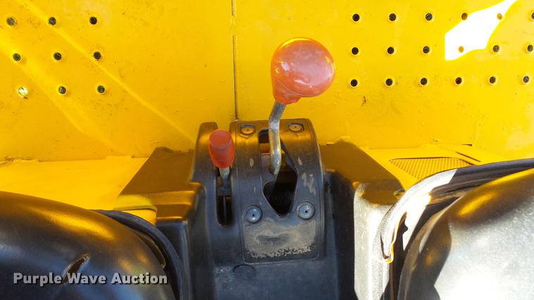 image for item EV9515 2001 John Deere Worksite Gator utility vehicle