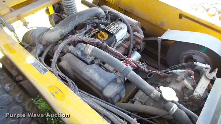 image for item EV9515 2001 John Deere Worksite Gator utility vehicle