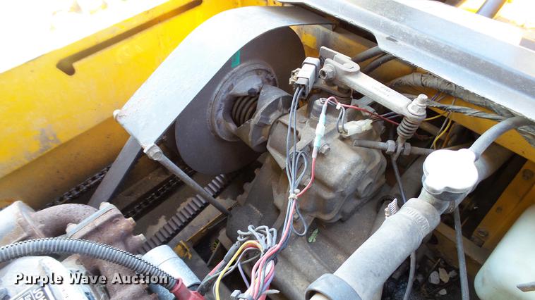 image for item EV9515 2001 John Deere Worksite Gator utility vehicle