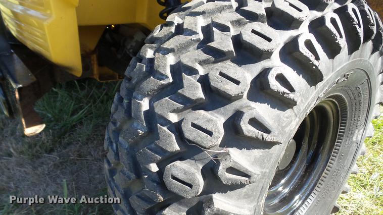 image for item EV9515 2001 John Deere Worksite Gator utility vehicle