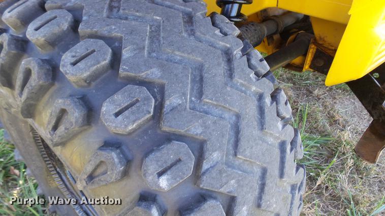 image for item EV9515 2001 John Deere Worksite Gator utility vehicle