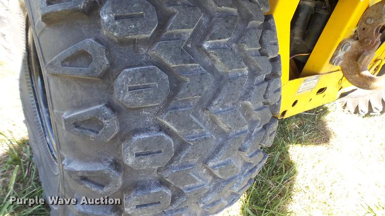 image for item EV9515 2001 John Deere Worksite Gator utility vehicle