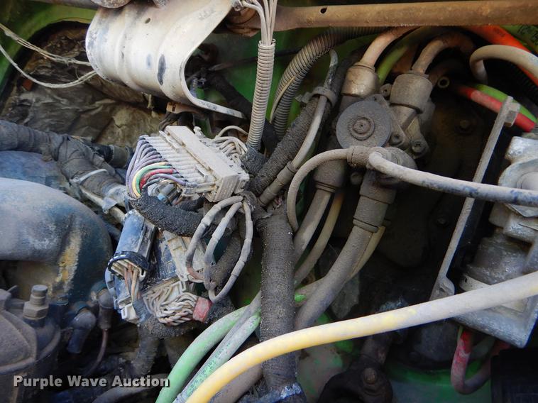 image for item EW9541 2006 International 7400 roll-off container truck