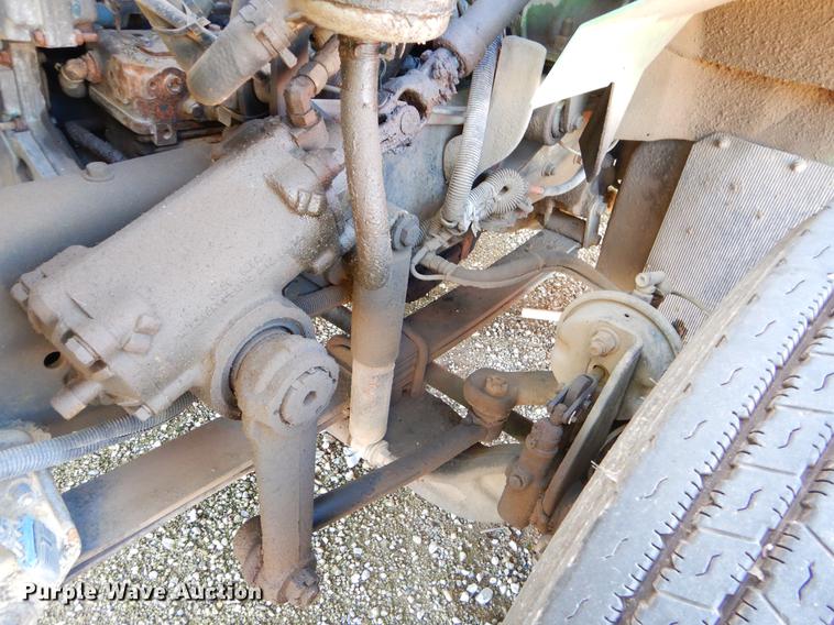 image for item EW9541 2006 International 7400 roll-off container truck