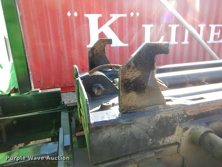 image for item EW9541 2006 International 7400 roll-off container truck