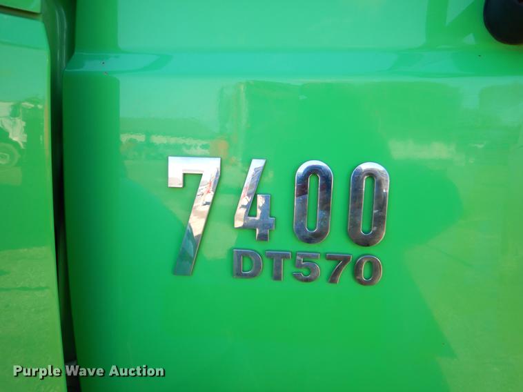 image for item EW9541 2006 International 7400 roll-off container truck