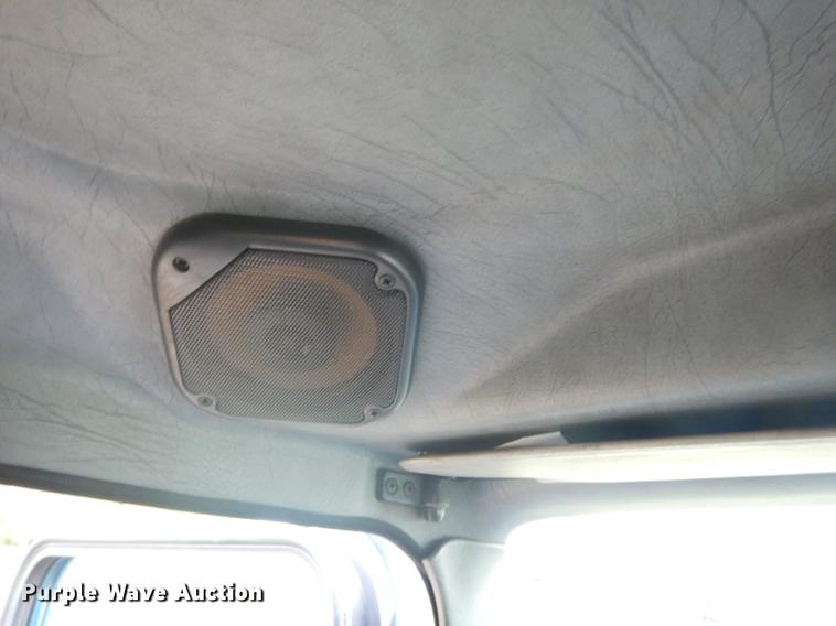 image for item EW9569 2002 Kenworth T300 propane fuel truck