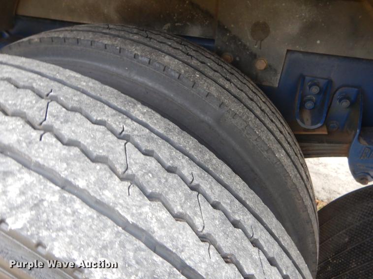 image for item EW9569 2002 Kenworth T300 propane fuel truck