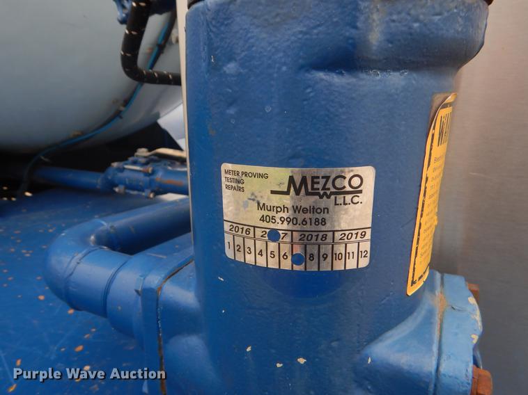 image for item EW9569 2002 Kenworth T300 propane fuel truck