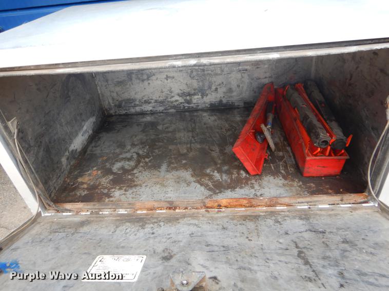 image for item EW9569 2002 Kenworth T300 propane fuel truck