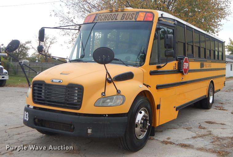 image for item EW9571 2006 Freightliner Thomas school bus