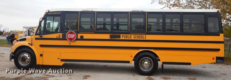 image for item EW9571 2006 Freightliner Thomas school bus