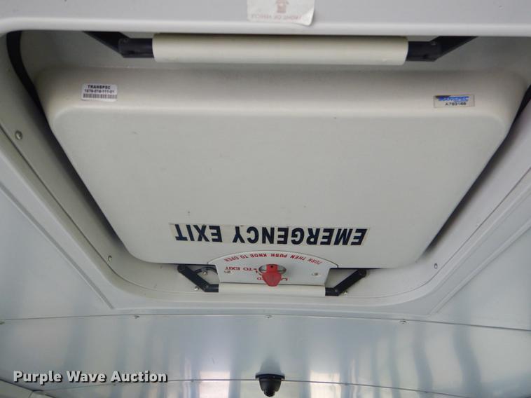 image for item EW9571 2006 Freightliner Thomas school bus