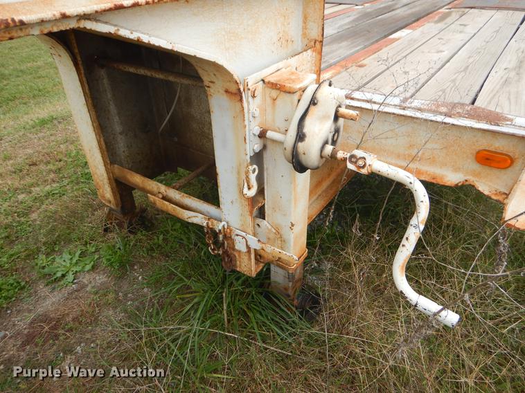 image for item EW9572 1985 Liddell Birmingham tilt deck equipment trailer