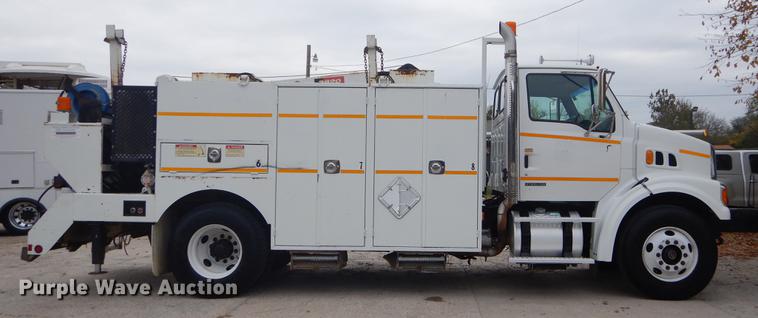 image for item EW9573 2008 Sterling service truck with crane