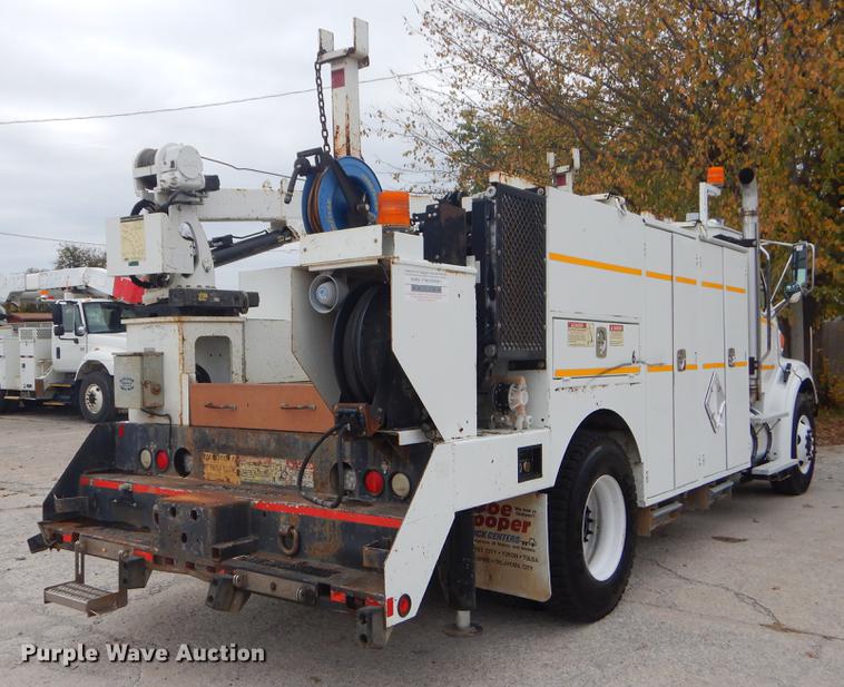 image for item EW9573 2008 Sterling service truck with crane